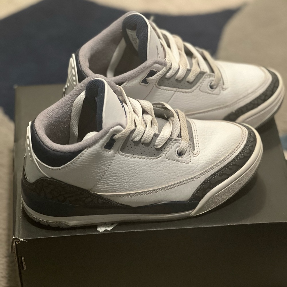 Jordan Retro 3, White and Navy, Size 1